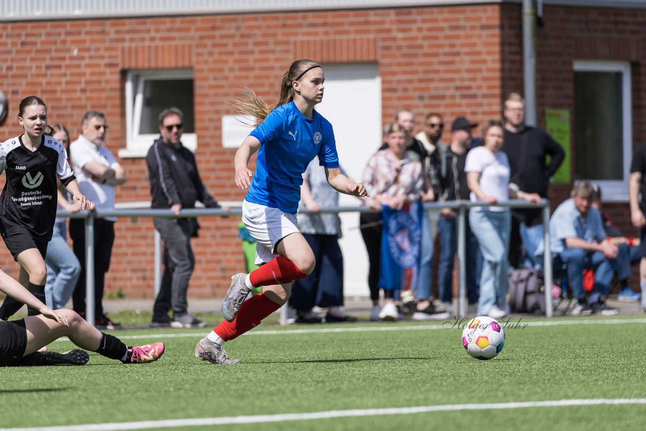 Bild 107 - wBJ SH-Pokalfinale  Holstein-Kiel - SV Viktoria : Ergebnis: 1:0